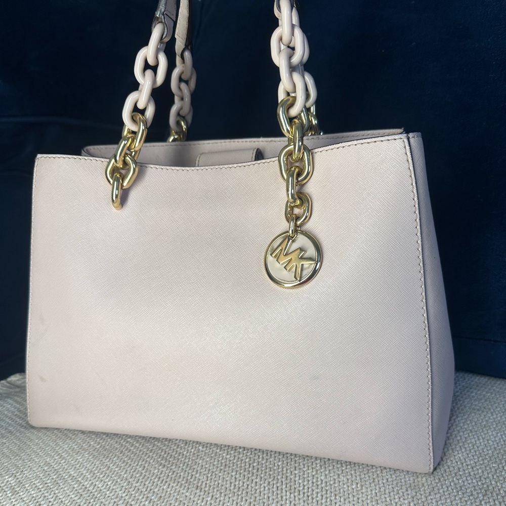 Michael Kors Blush Shoulder Bag